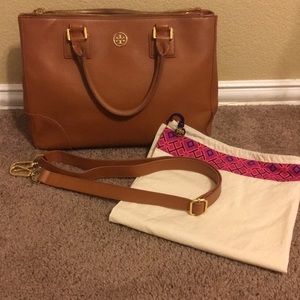 Tory Burch Robinson Tote